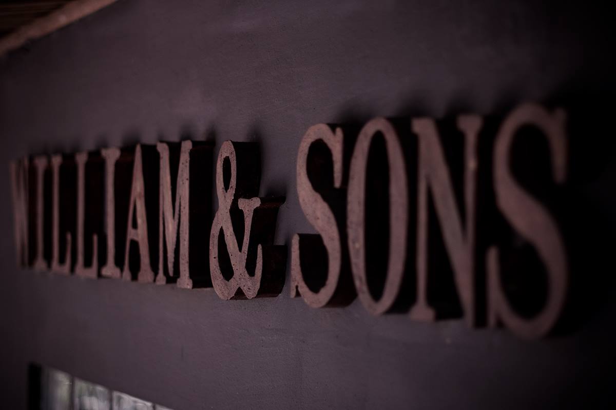 William & Sons Coffee