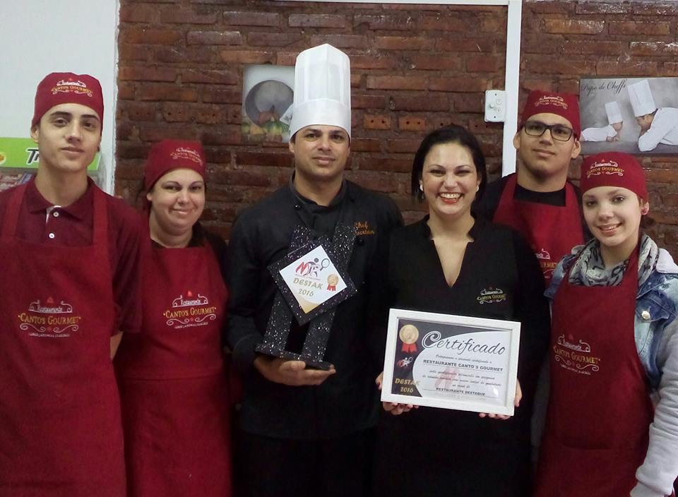 Cantos Gourmet Restaurante