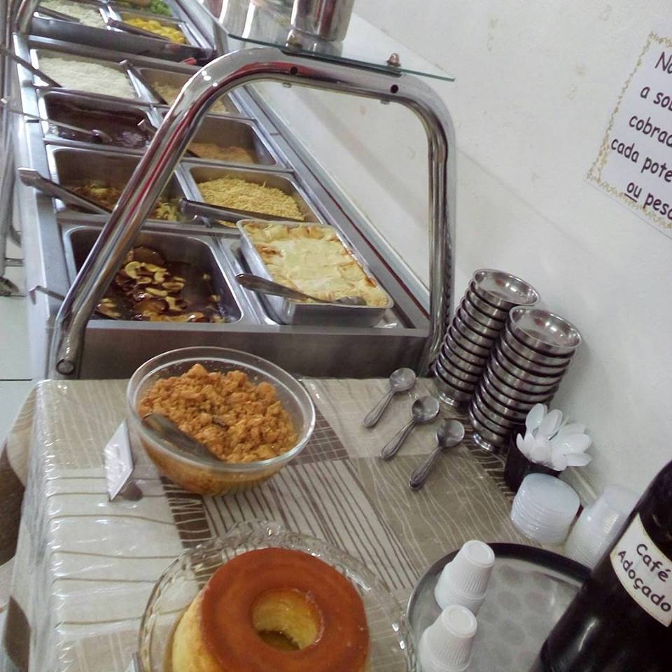 Cantos Gourmet Restaurante